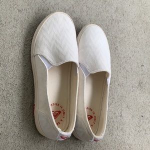 Lightly Used Roxy Slip-Ons! Woman’s Size 9!